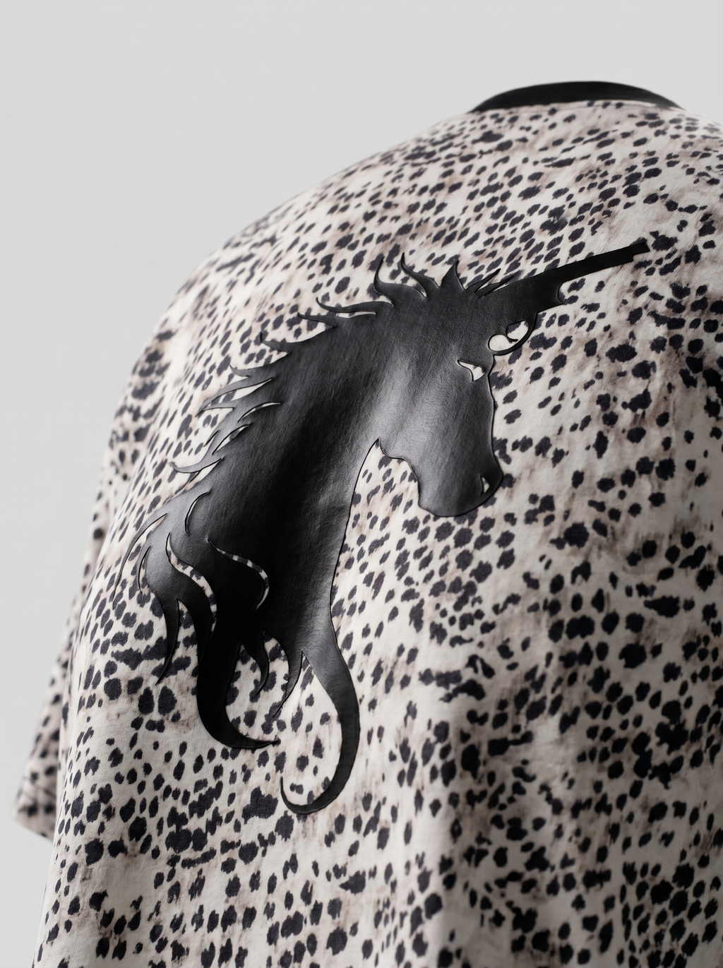 Wild Cat Logo Tee - Glitter Noir