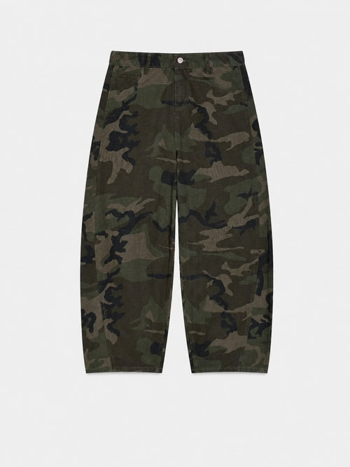 mens-camo-barrel-leg-cargo-pants